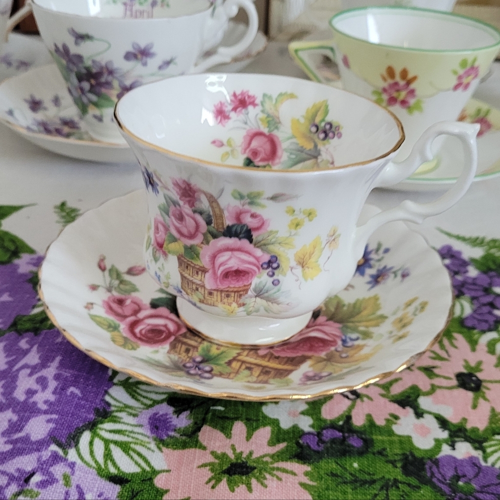 Vintage Royal Albert Pink Roses In A Basket Teacup & Saucer England